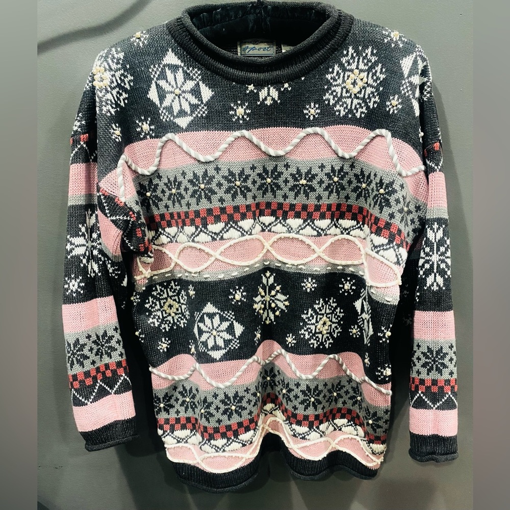 Maggie Lawrence Sport Vintage Cozy Winter Patterned Sweater Beaded detail Sz L